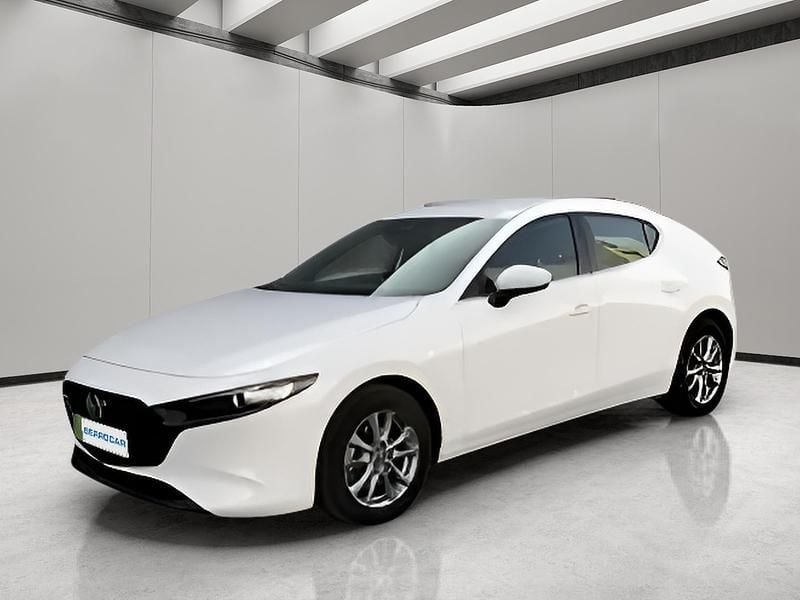 Blanco Usado 2024 Mazda 3 Prime-Line Utilitario | 23.489 € - Imagen 1/4