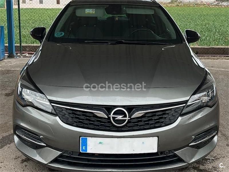 Gris / plata Usado 2021 Opel Astra Business Elegance Familiar | 10.900 € (Buen precio) - Imagen 1/4