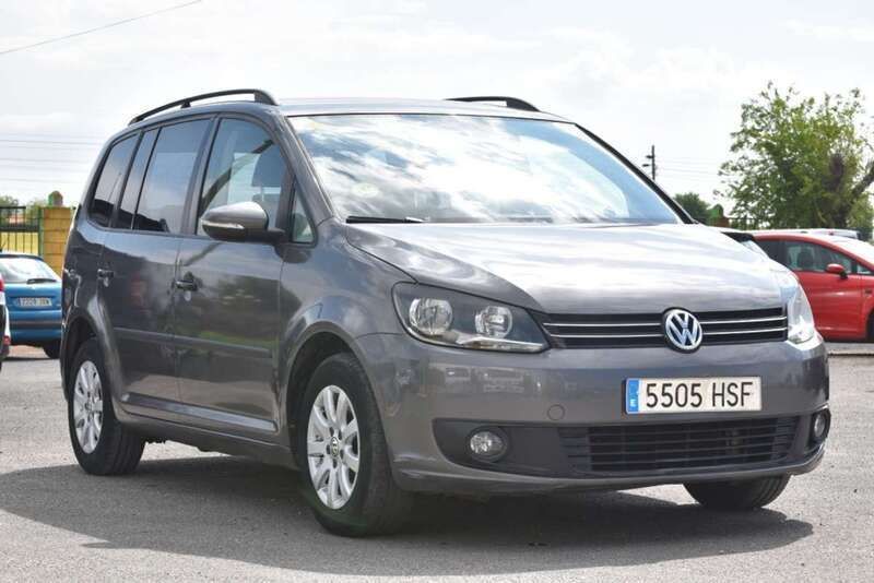 Gris Usado 2013 VW Touran Edition Monovolumen | 7499 € (Super precio) - Imagen 1/4