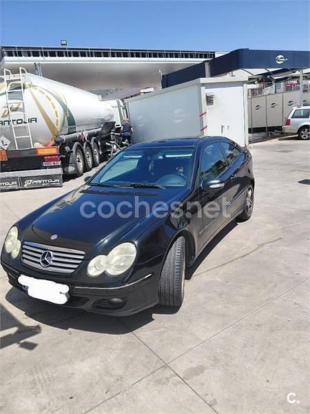 Negro Usado 2007 Mercedes C200 Sport Edition Berlina | 4500 € (Super precio) - Imagen 1/4