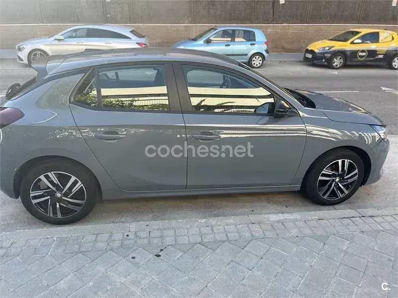 Usado Opel Corsa Edition 75 CV (55 kW) 2024 Gris / plata Utilitario