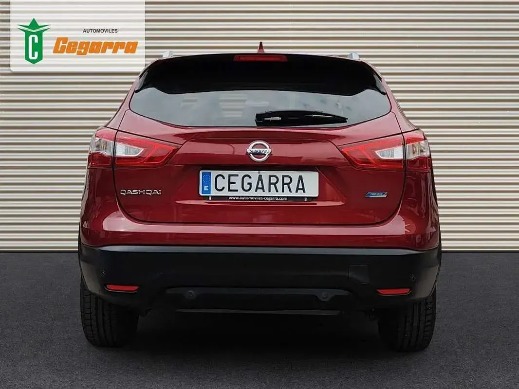 Usado Nissan Qashqai Acenta 110 CV (80 kW) 2015 Burdeos SUV