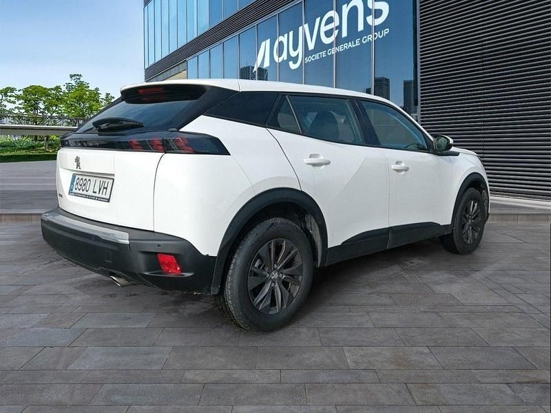 Usado Peugeot 2008 Active 110 CV (80 kW) 2021 Blanco SUV