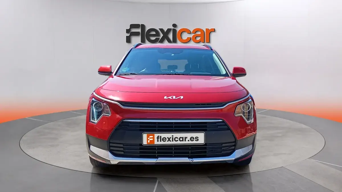 Usado Kia Niro 141 CV (103 kW) 2024 Rojo SUV