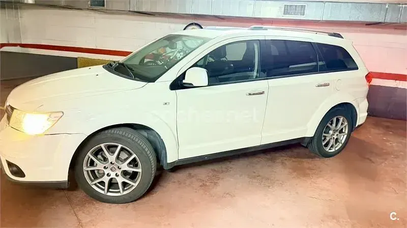 Usado Fiat Freemont Lounge 170 CV (125 kW) 2012 Blanco SUV