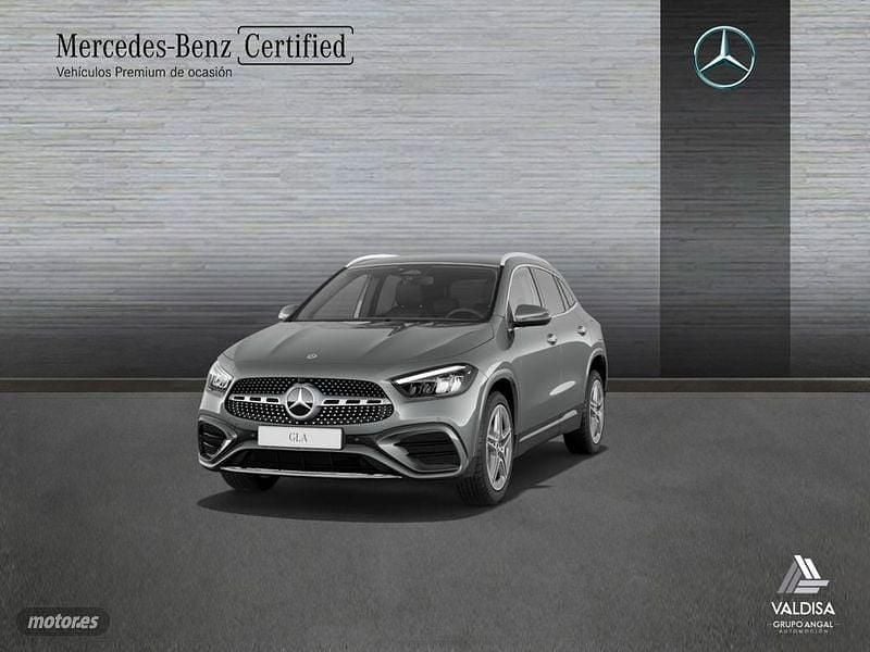 Usado Mercedes GLA250 218 CV (160 kW) 2025 Gris SUV