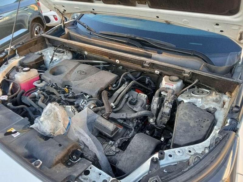 Usado Toyota RAV4 Hybrid Advance 222 CV (163 kW) 2023 Blanco SUV