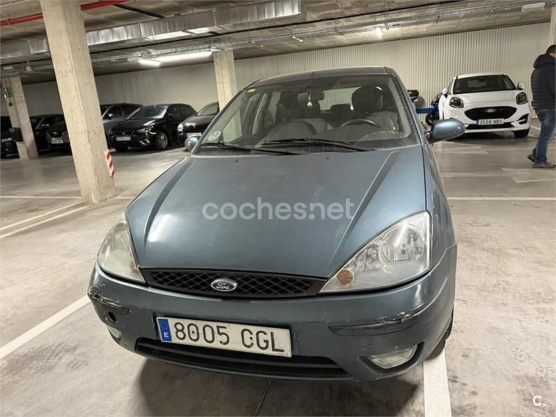 Verde Usado 2003 Ford Focus Trend Berlina | 1399 € (Buen precio) - Imagen 1/4