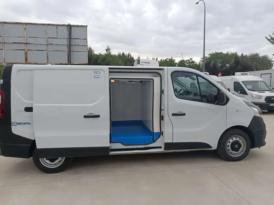 Usado Nissan NV300 120 CV (88 kW) 2021 Blanco Van