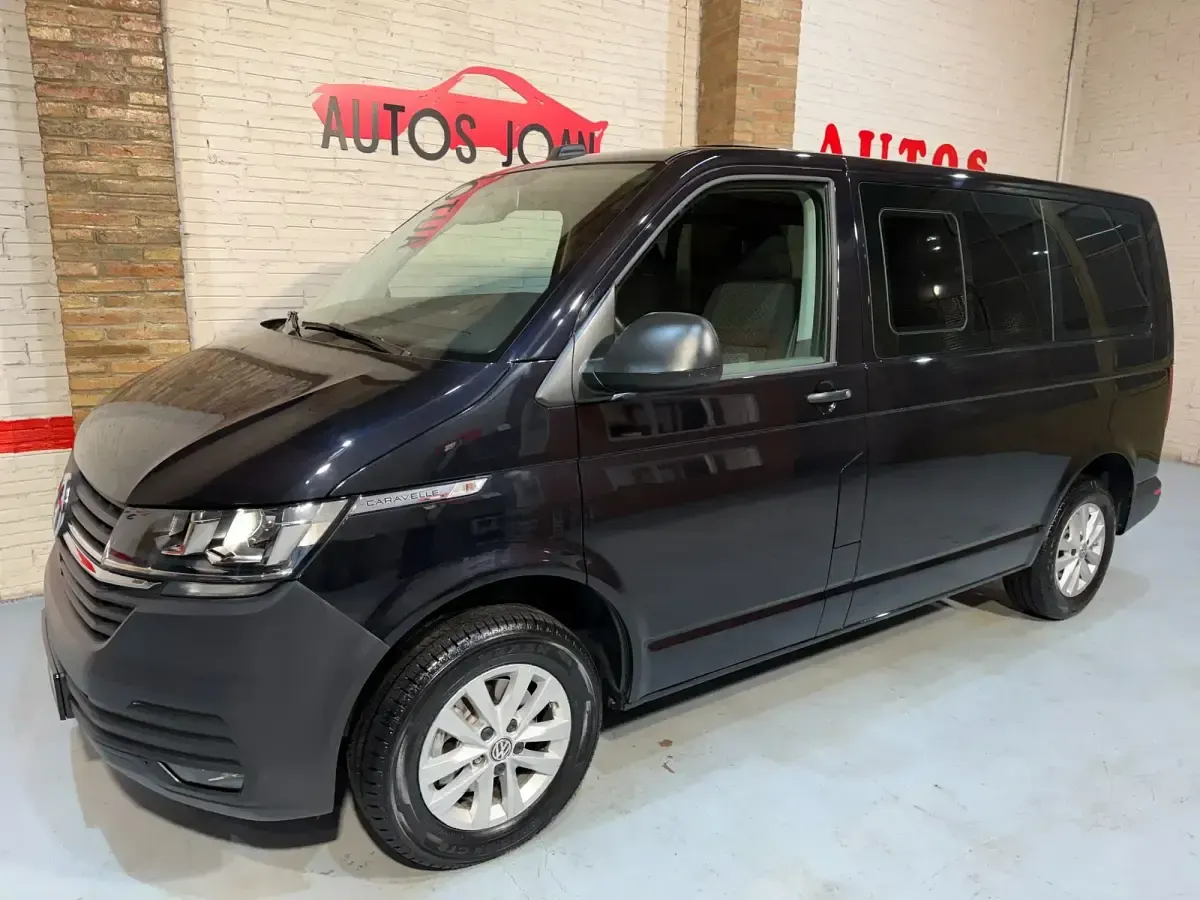 Usado VW Caravelle 204 CV (150 kW) 2021 Negro Van