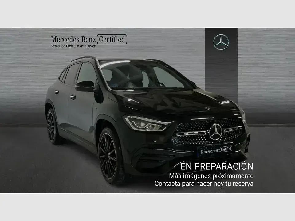 Usado Mercedes GLA250 218 CV (160 kW) 2020 Negro SUV