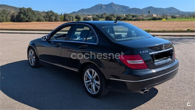 Usado Mercedes C220 Avantgarde 170 CV (125 kW) 2012 Negro Berlina