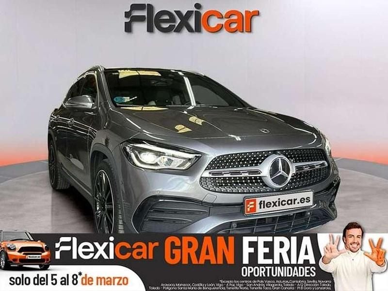 Usado Mercedes GLA200 163 CV (119 kW) 2020 Amarillo SUV