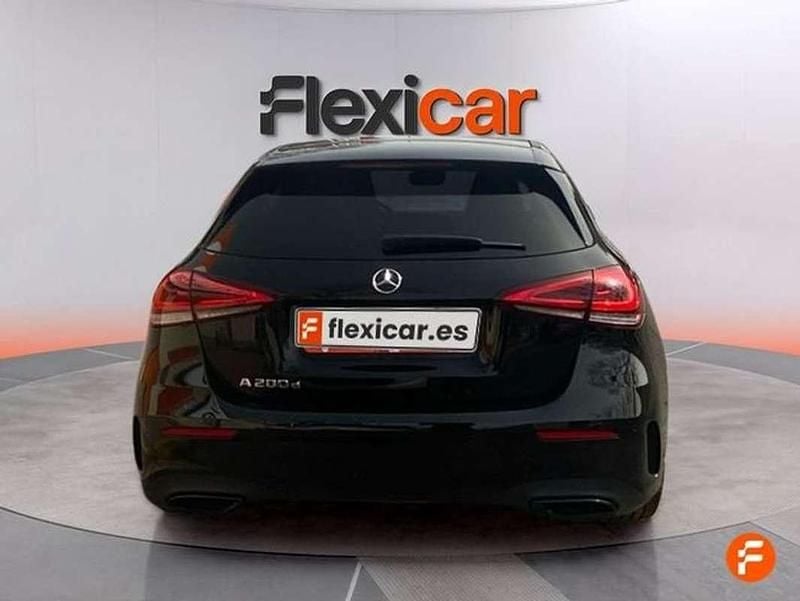 Usado Mercedes A220 150 CV (110 kW) 2021 Negro Berlina