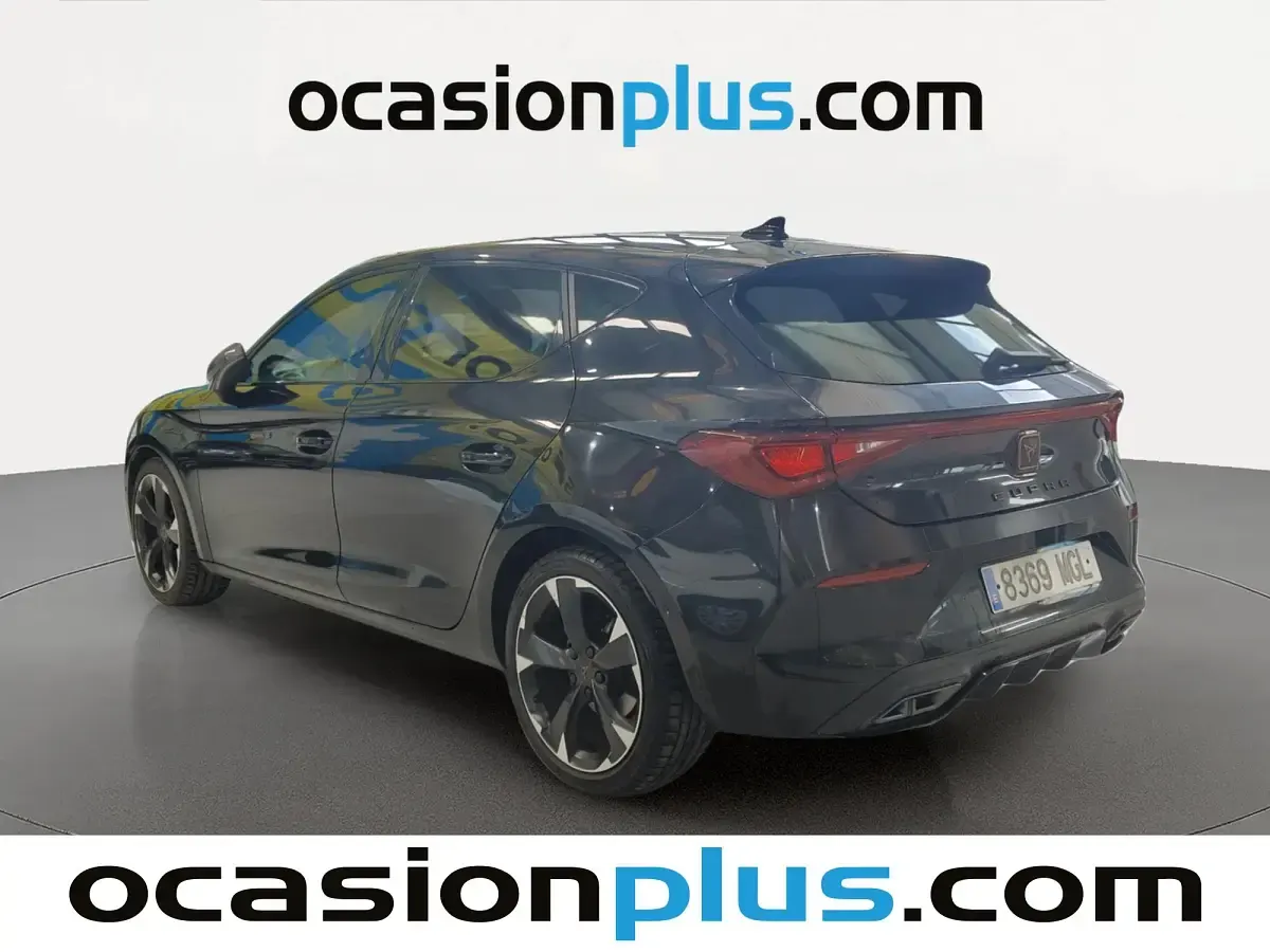 Käytetty Cupra Leon 150 HP (110 kW) 2023 Musta Viistoperä