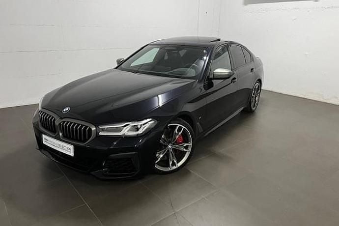 Negro Usado 2021 BMW M550 Comfort Edition Berlina | 64.950 € - Imagen 1/4