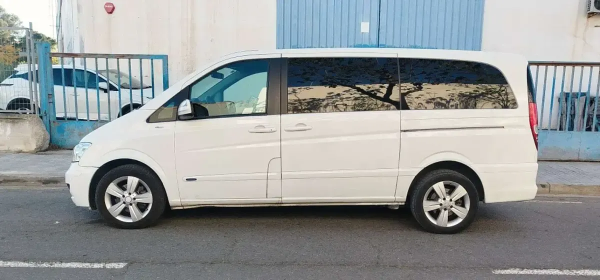 Usado Mercedes Viano Edition 224 CV (164 kW) 2013 Blanco Monovolumen