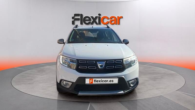 Usado Dacia Sandero Lauréate 90 CV (66 kW) 2018 Blanco Utilitario