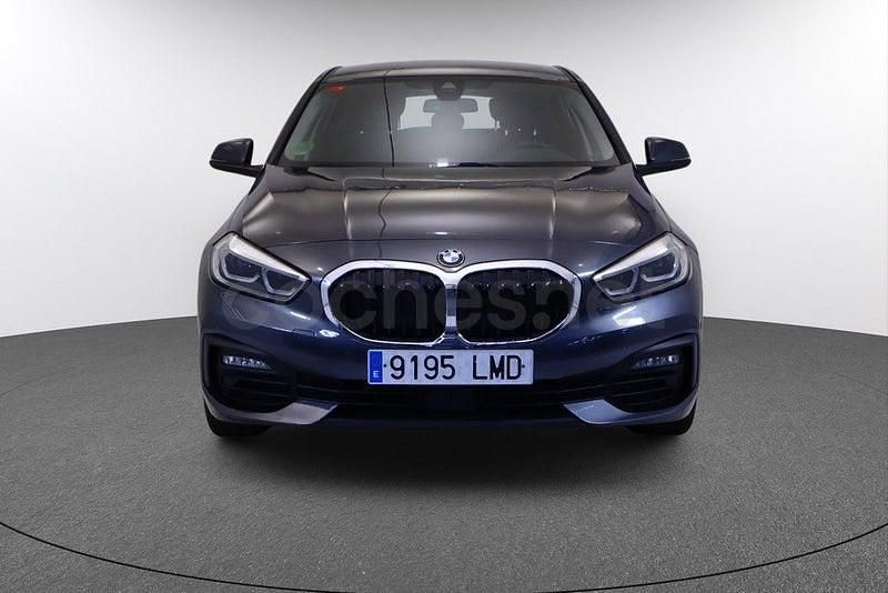 Usado BMW 116 Comfort Edition 116 CV (85 kW) 2021 Gris / plata Utilitario
