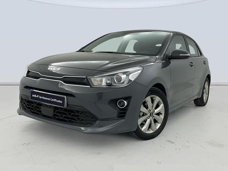 Usado Kia Rio 84 CV (61 kW) 2023 Gris