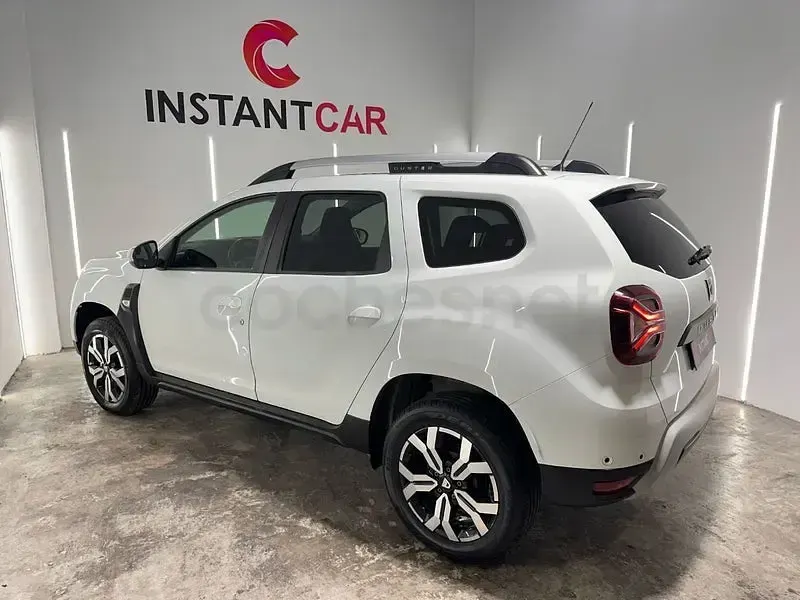 Usado Dacia Duster Comfort 100 CV (73 kW) 2022 Blanco SUV