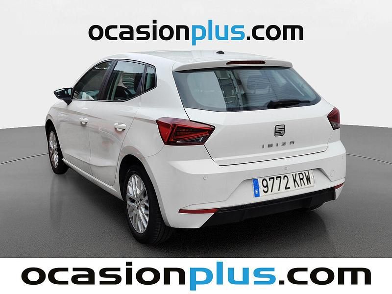 Usado Seat Ibiza Style 95 CV (69 kW) 2018 Blanco Utilitario