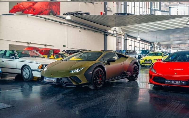 Verde Nuevo 2025 Lamborghini Huracán Coupe | 410.000 € - Imagen 1/4