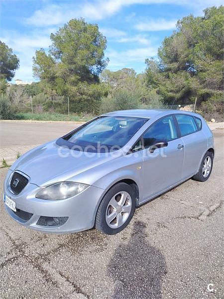 Käytetty Seat Leon Reference 105 HP (77 kW) 2007 Harmaa Viistoperä