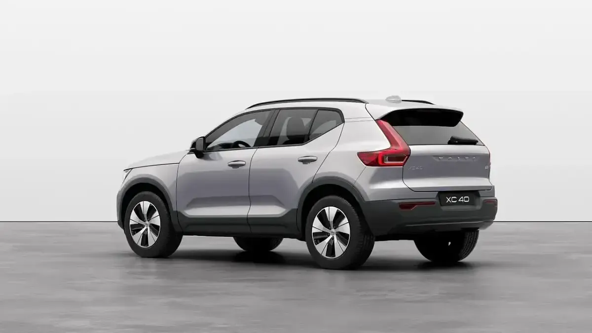 Nuevo Volvo XC40 Plus 163 CV (119 kW) 2025 Gris SUV