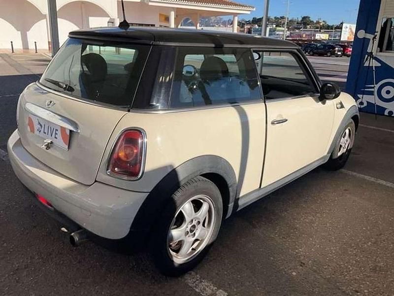 Usado Mini ONE 95 CV (69 kW) 2008 Blanco Utilitario