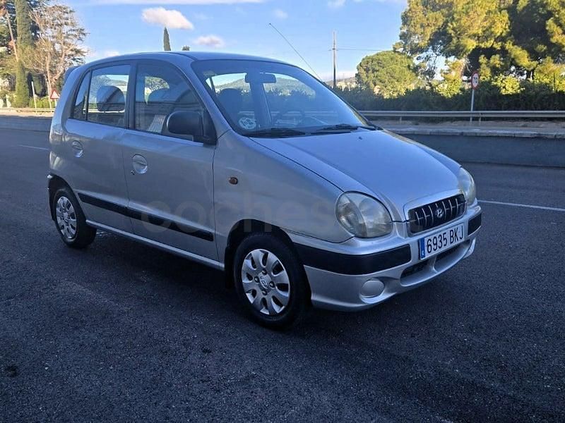Usado Hyundai Atos GLS 55 CV (40 kW) 2001 Gris / plata Utilitario