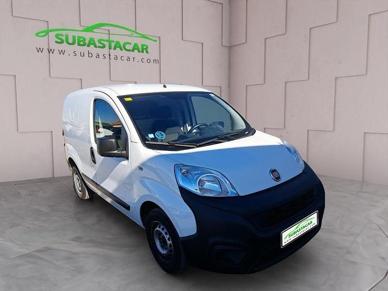Usado Fiat Fiorino 80 CV (58 kW) 2019 Blanco Monovolumen