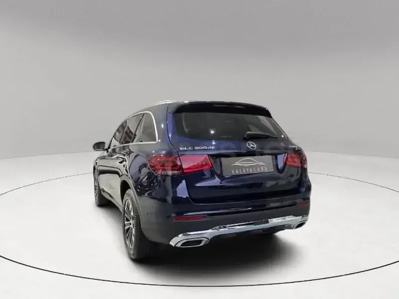 Usado Mercedes GLC300 245 CV (180 kW) 2021 Azul SUV