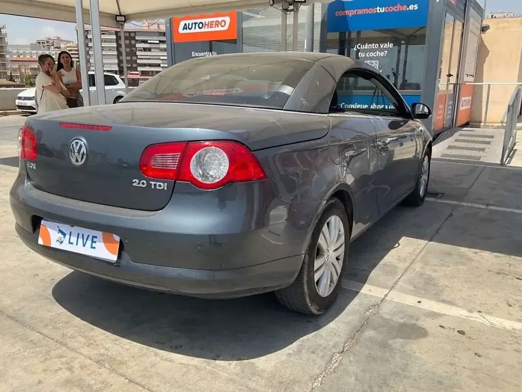 Usado VW Eos 140 CV (102 kW) 2007 Descapotable