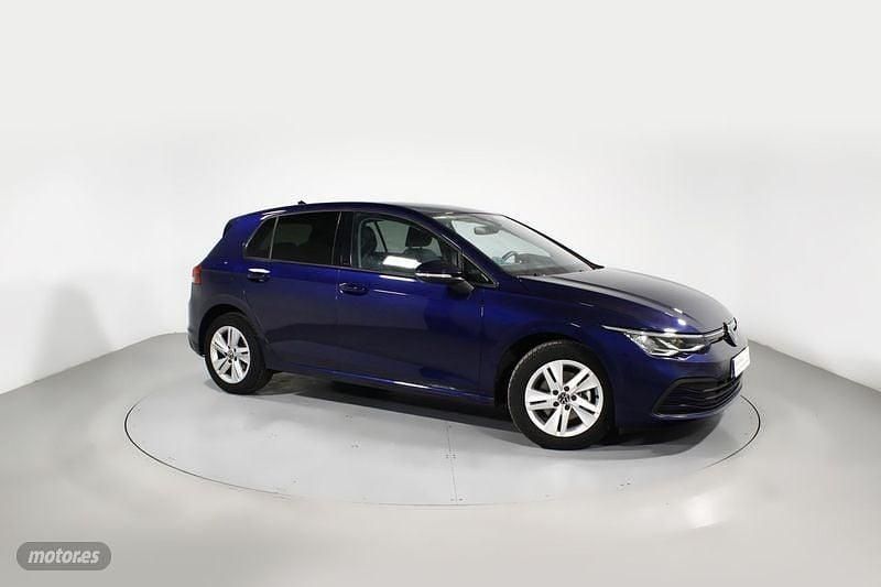 Azul Usado 2023 VW Golf VIII Life | 20.900 € (Buen precio) - Imagen 1/4