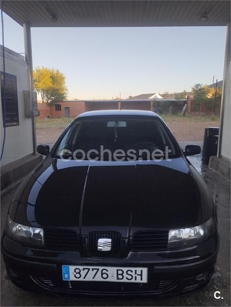 Negro Usado 2002 Seat Leon Berlina | 4200 € (Precio justo) - Imagen 1/4
