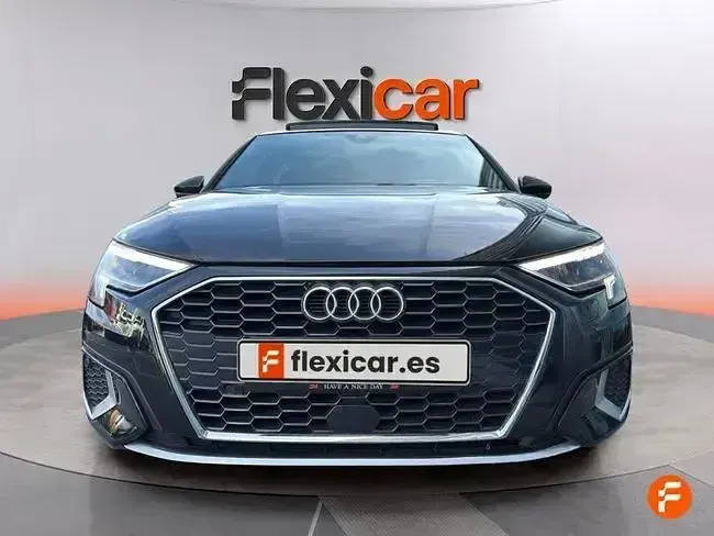 Usado Audi A3 150 CV (110 kW) 2021 Negro Berlina