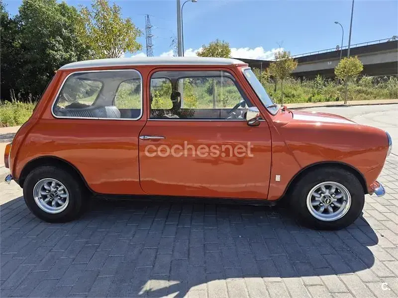 Usado Mini Cooper Coupé 122 CV (89 kW) 2011 Naranja Coupe