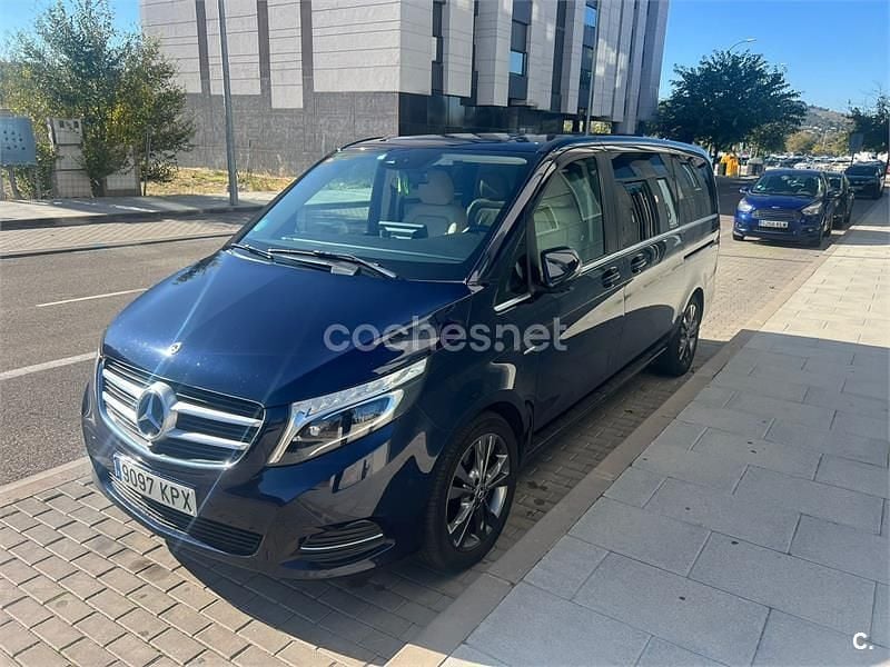 Usado Mercedes V250 Avantgarde 190 CV (139 kW) 2018 Azul Monovolumen