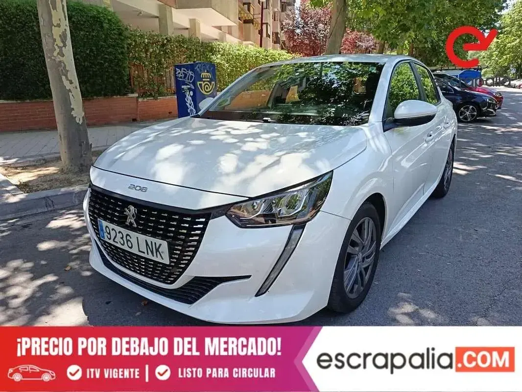 Usado Peugeot 208 Active 100 CV (73 kW) 2021 Blanco Utilitario