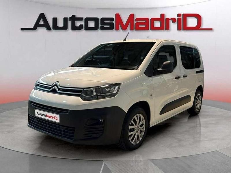 Usado Citroën Berlingo Live 103 CV (75 kW) 2021 Blanco Monovolumen