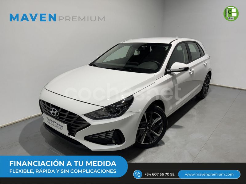 Blanco Usado 2024 Hyundai i30 Berlina | 19.900 € (Precio justo) - Imagen 1/4