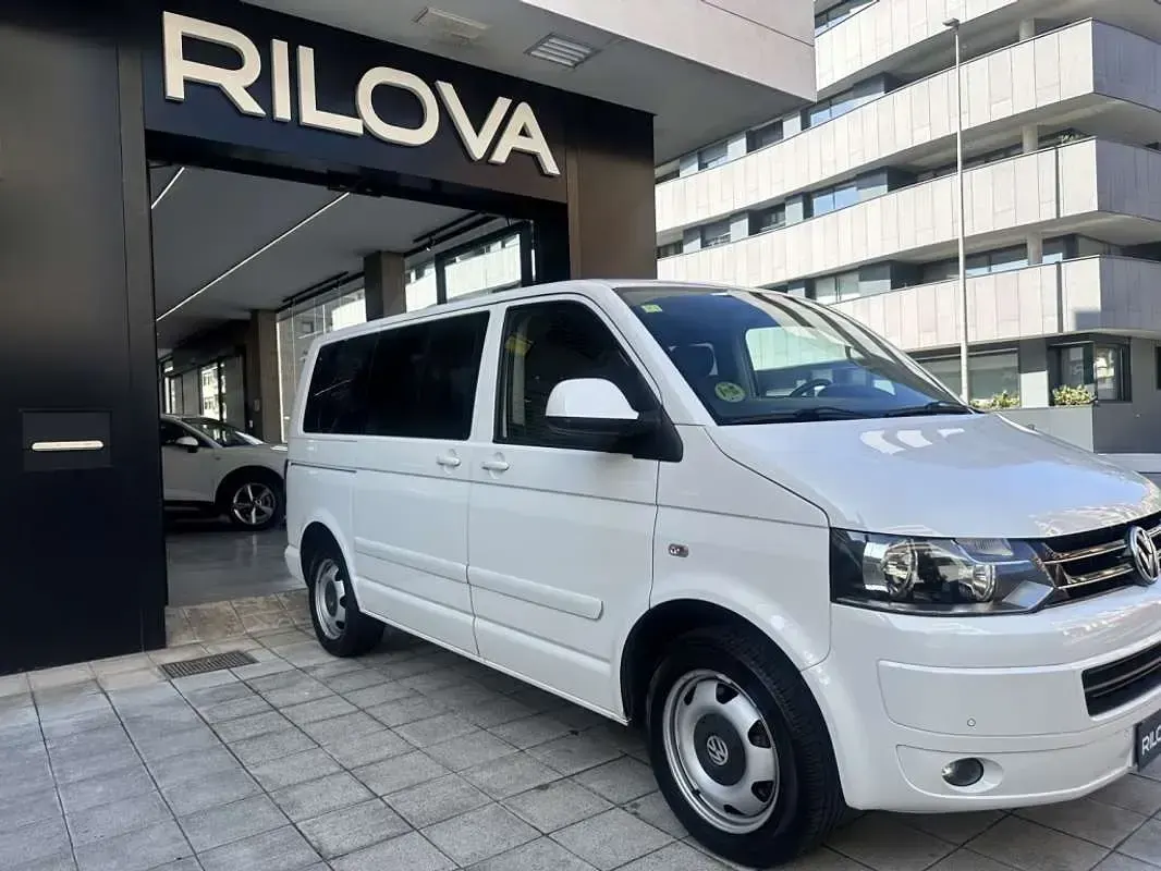 Usado VW Caravelle Comfortline 180 CV (132 kW) 2010 Blanco Van