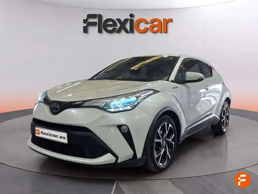 Usado Toyota C-HR Advance 122 CV (89 kW) 2021 Blanco SUV