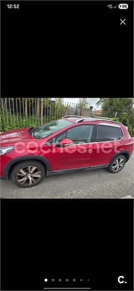 Usado Peugeot 2008 Allure 130 CV (95 kW) 2019 Granate SUV