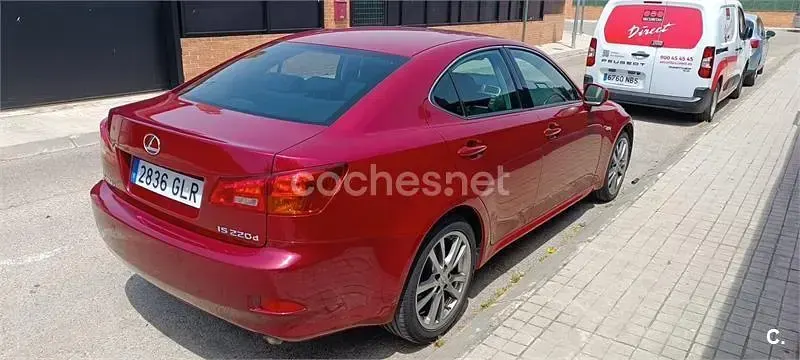Usado Lexus IS220d Sport Line 177 CV (130 kW) 2007 Rojo Berlina