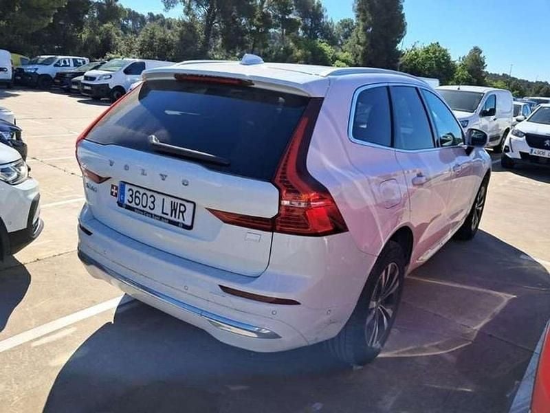 Usado Volvo XC60 Inscription 351 CV (258 kW) 2022 Blanco SUV
