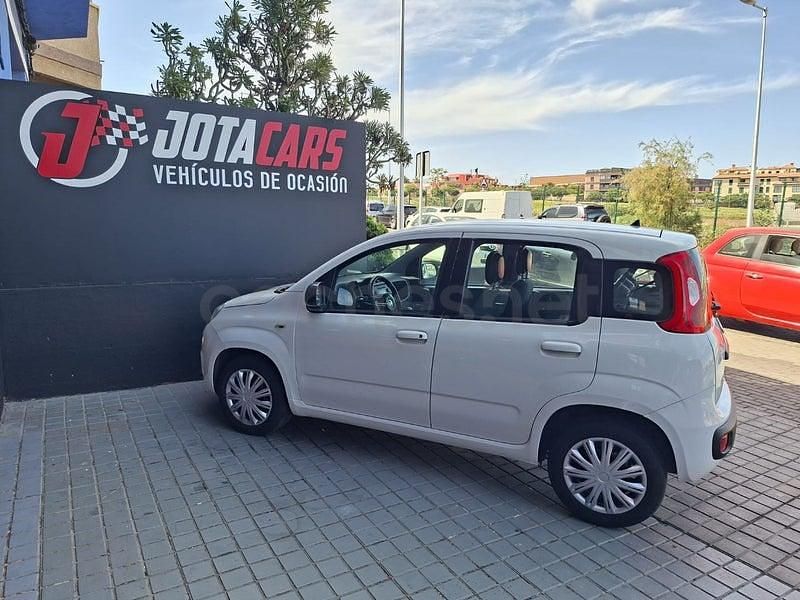 Usado Fiat Panda Lounge 69 CV (50 kW) 2017 Blanco Utilitario