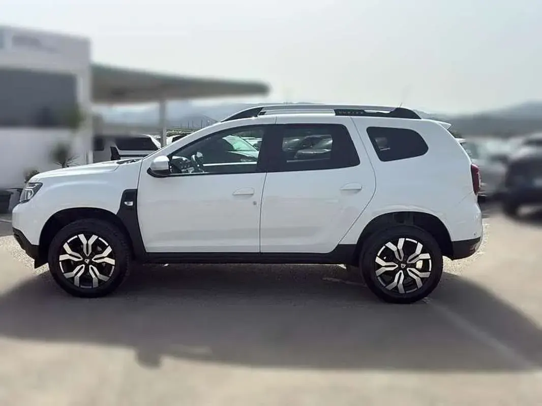 Usado Dacia Duster Prestige 130 CV (95 kW) 2022 Blanco SUV