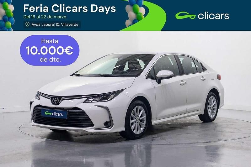 Usado Toyota Corolla Business Edition 98 CV (72 kW) 2022 Blanco Berlina